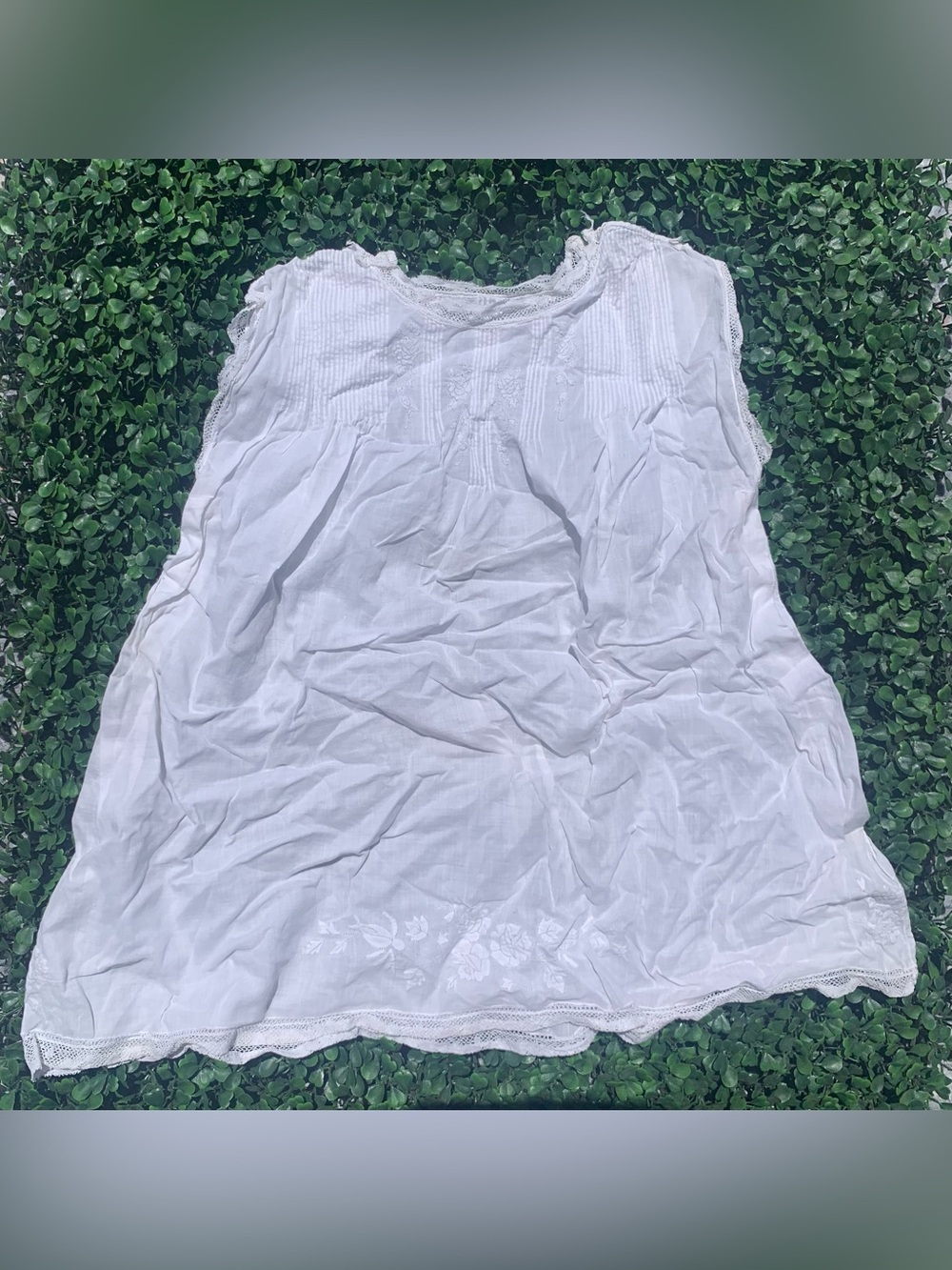 Antique baby infant white cotton sleeveless nightgown dress w/ lace & embroidery